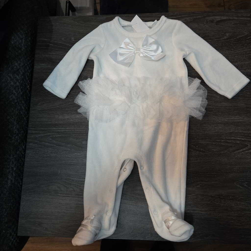 New First Impressions Sleeper