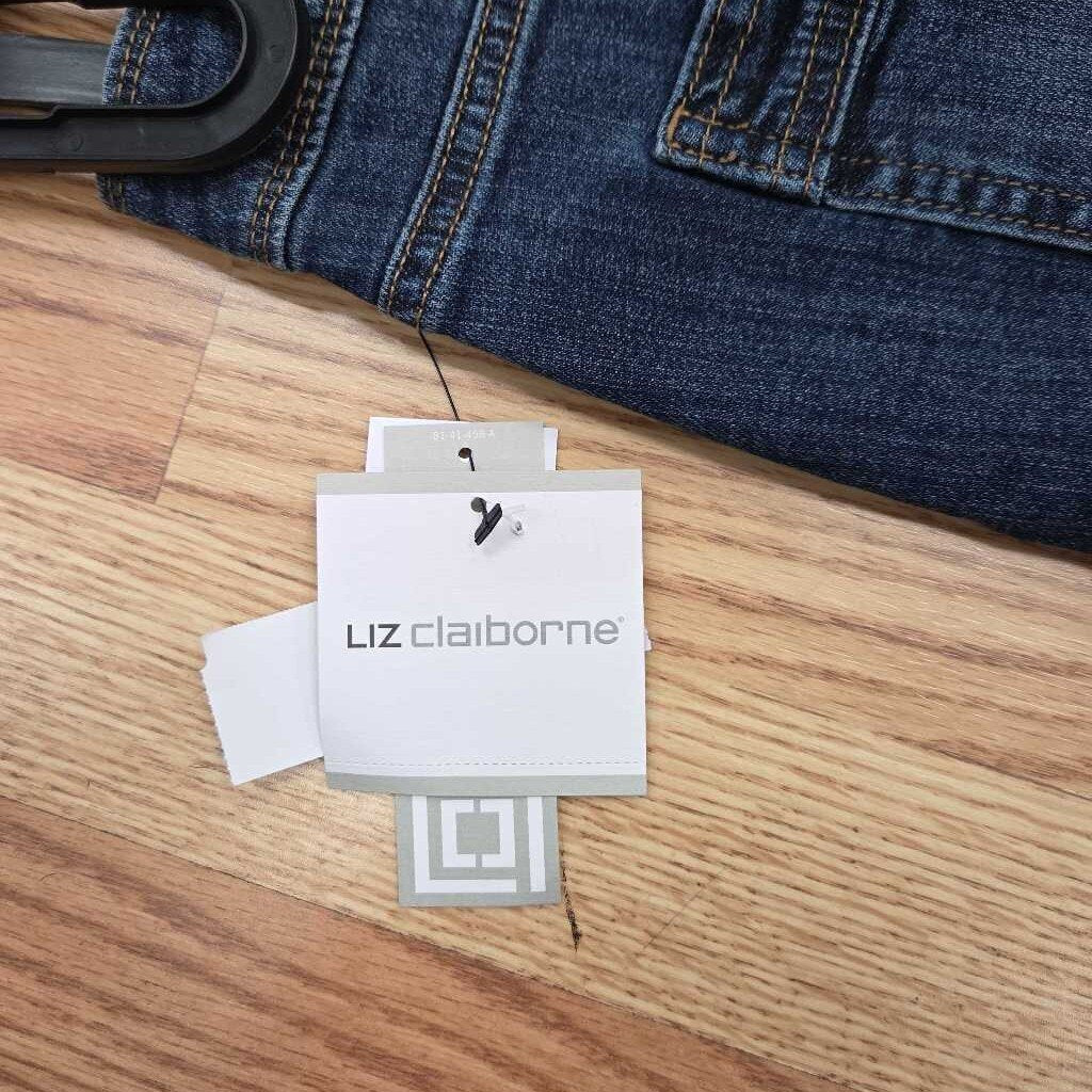 New Liz Claiborne Skirt