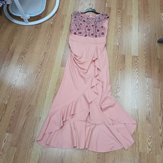 New Vfshow Dress
