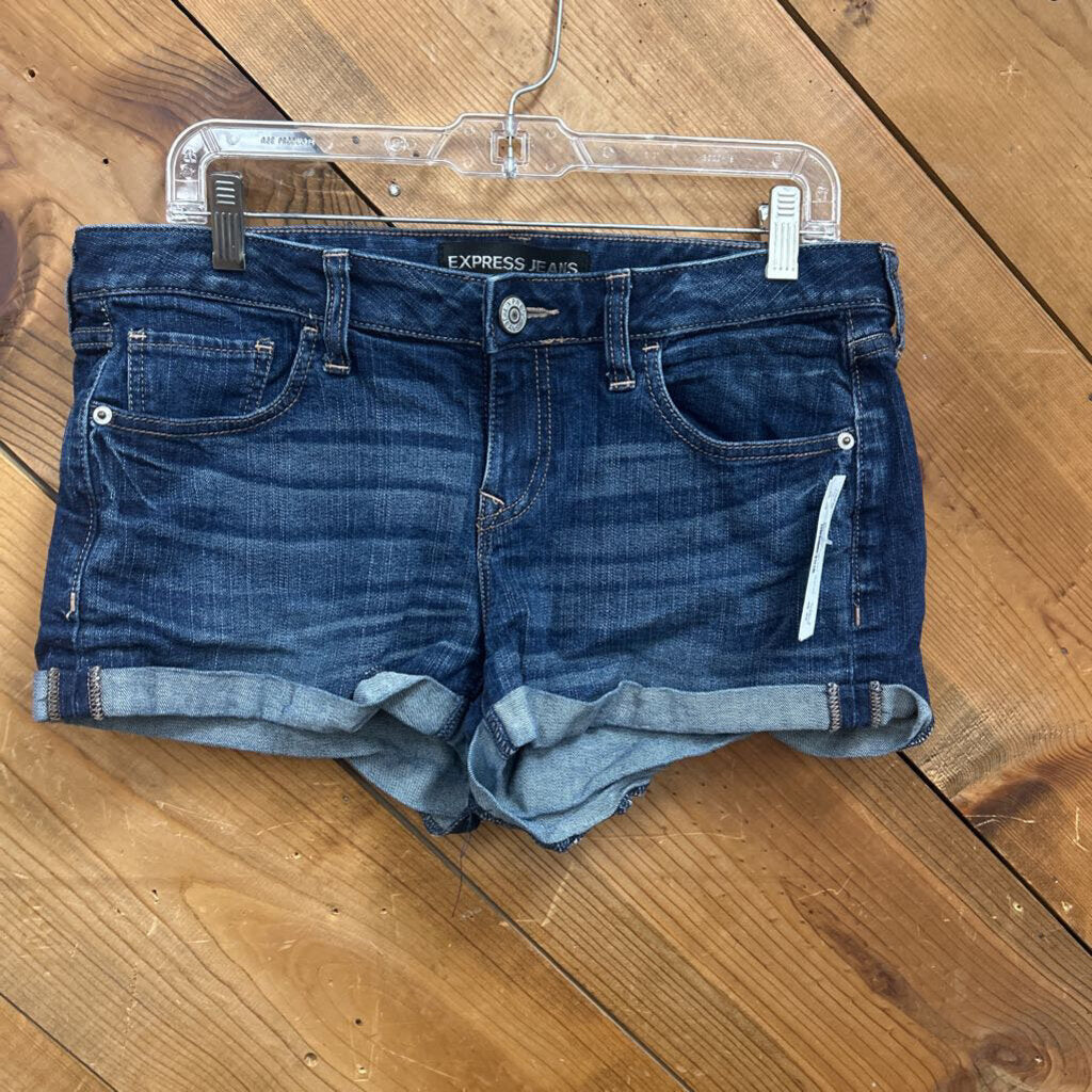 Express Shorts