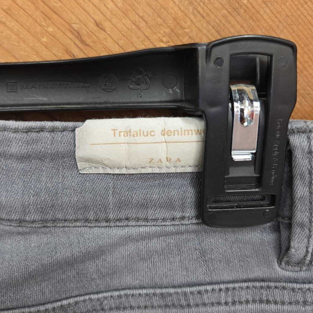 Zara Jeans