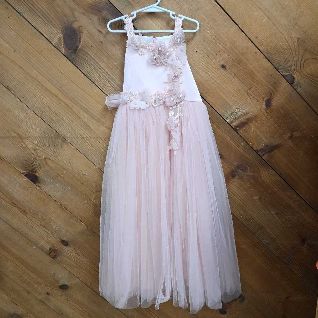 New Pariltim Dress