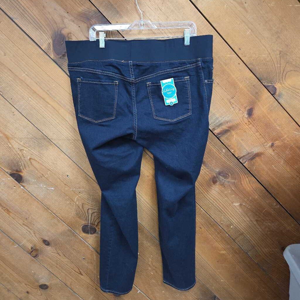 New Old Navy Maternity Jeans