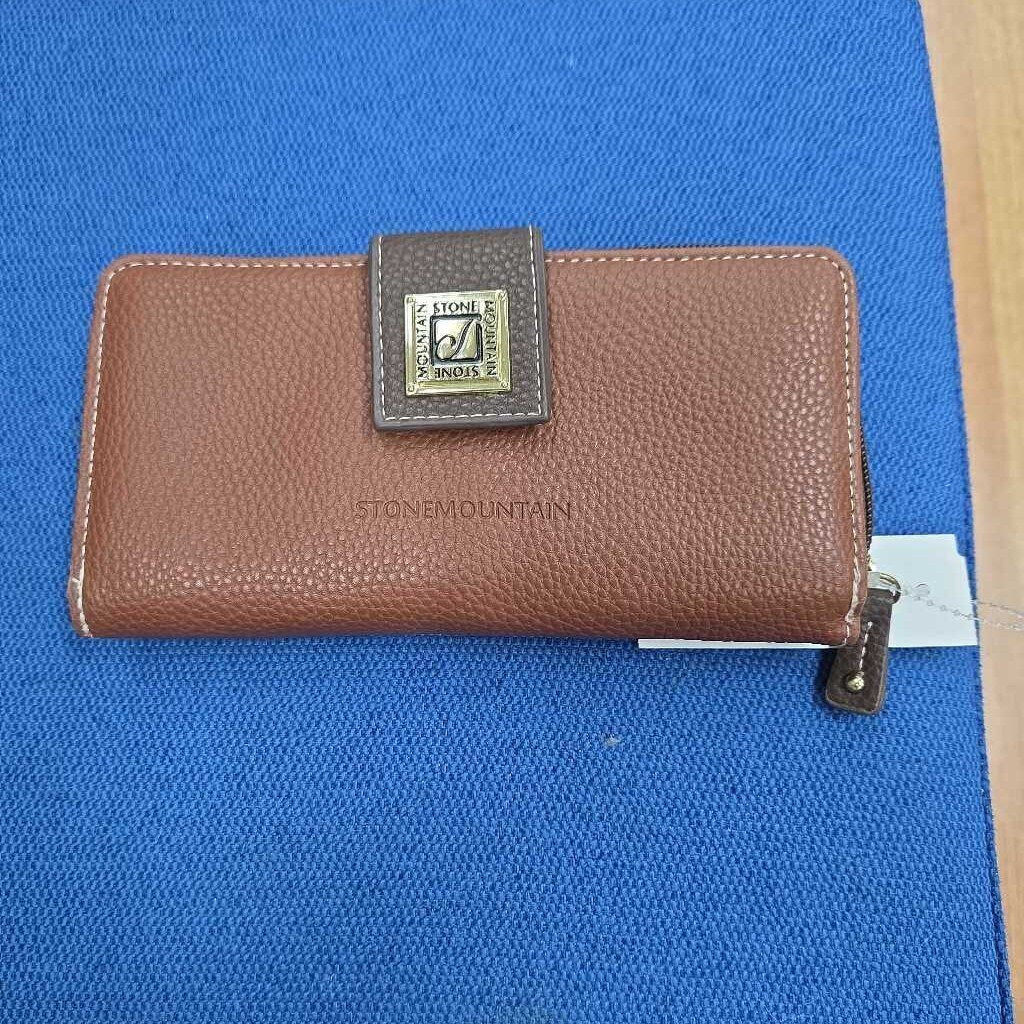 Stone Mountain Wallet