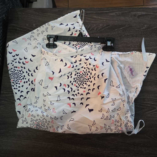 Now Born Carseat/Breastfeeding Canopy