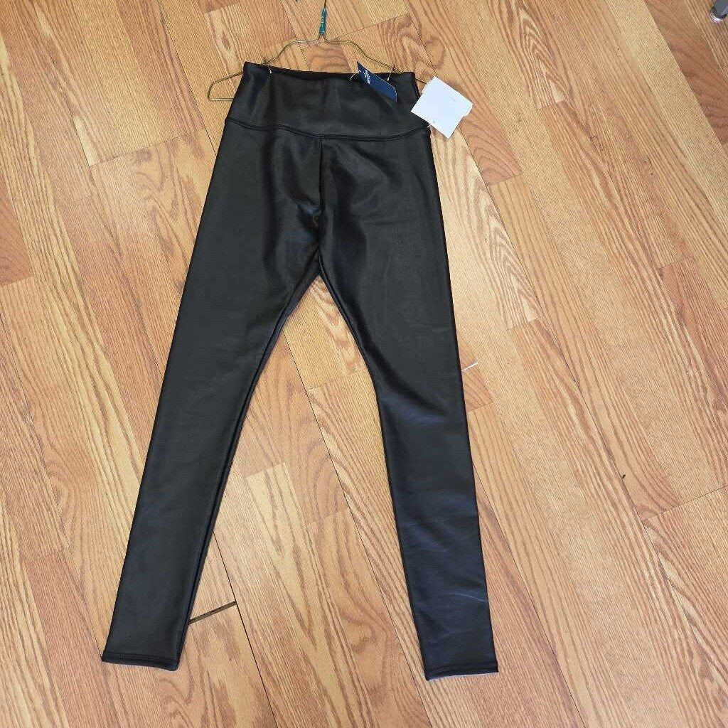 New Hollister Ultra High Rise Pleather Pants