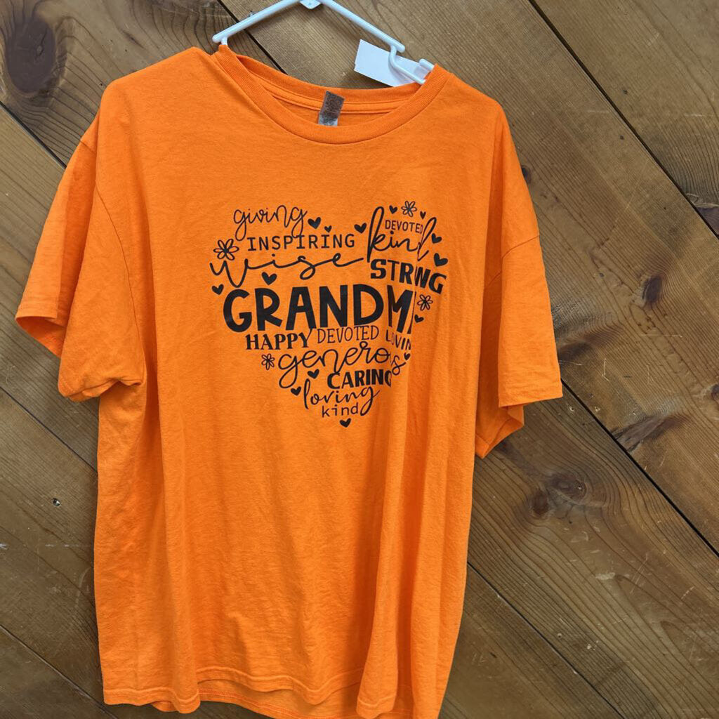 Gildan Grandma Shirt