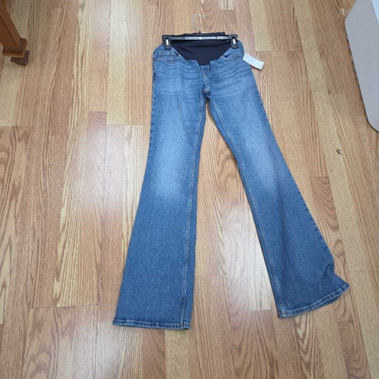 New Old Navy Maternity Jeans