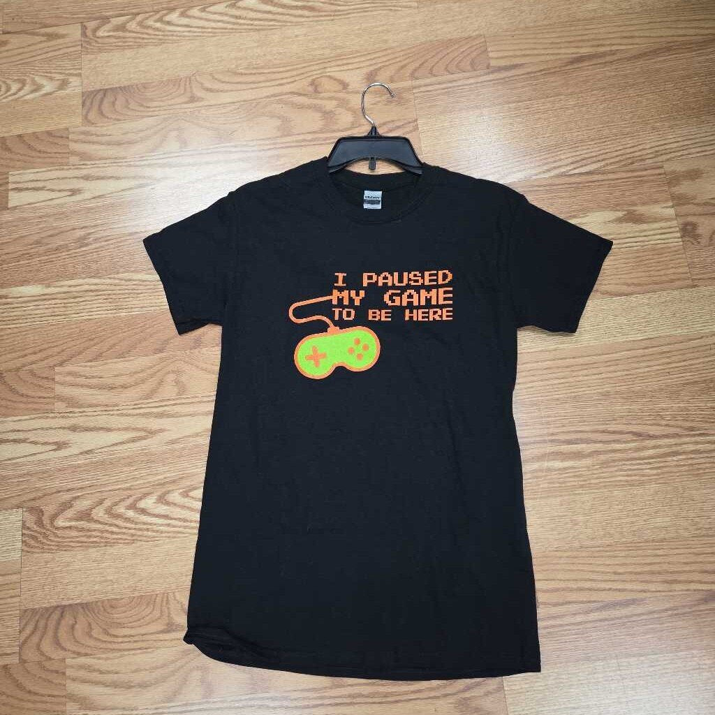New Gildan Shirt