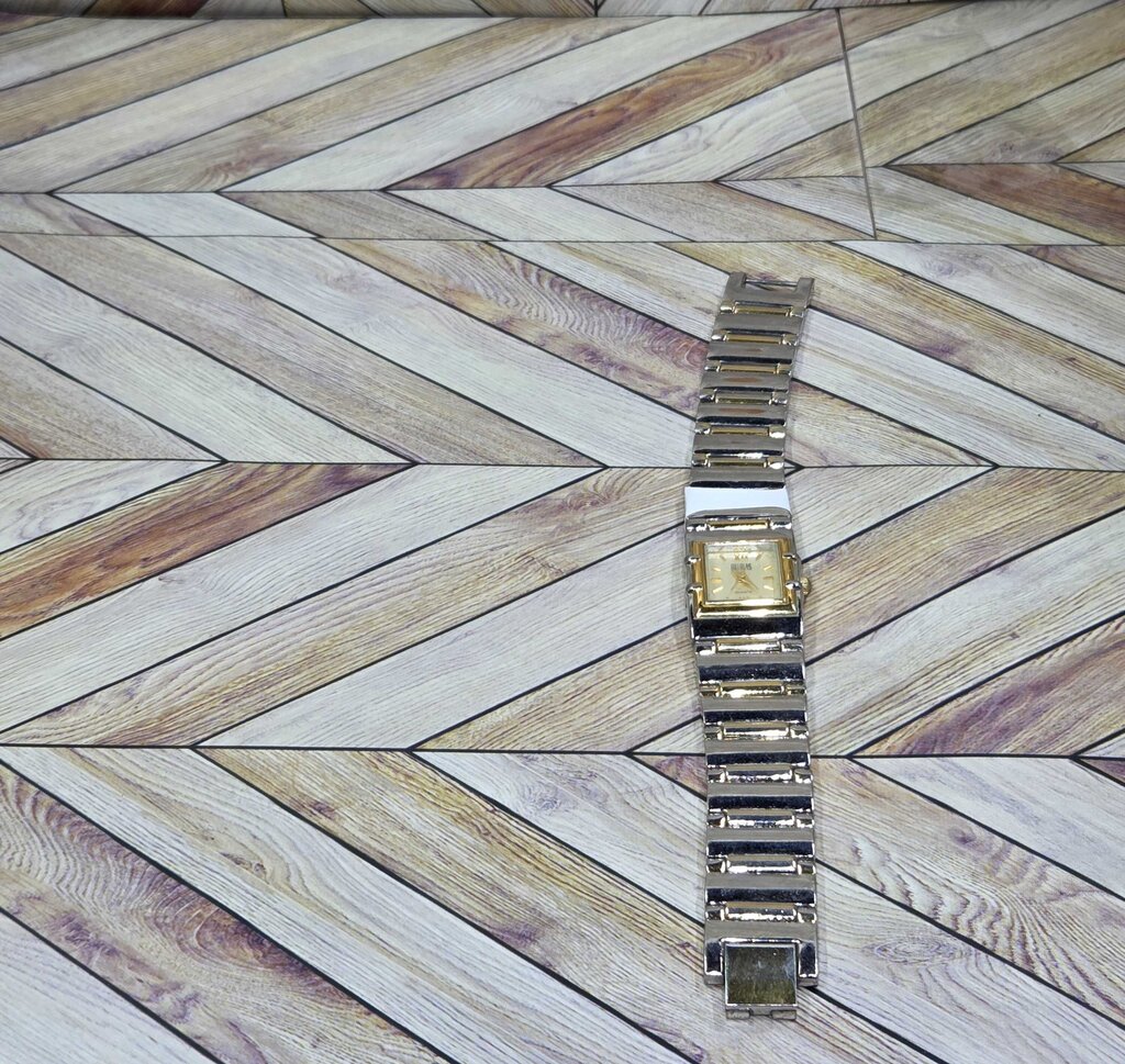 Vintage Bill Blass Watch