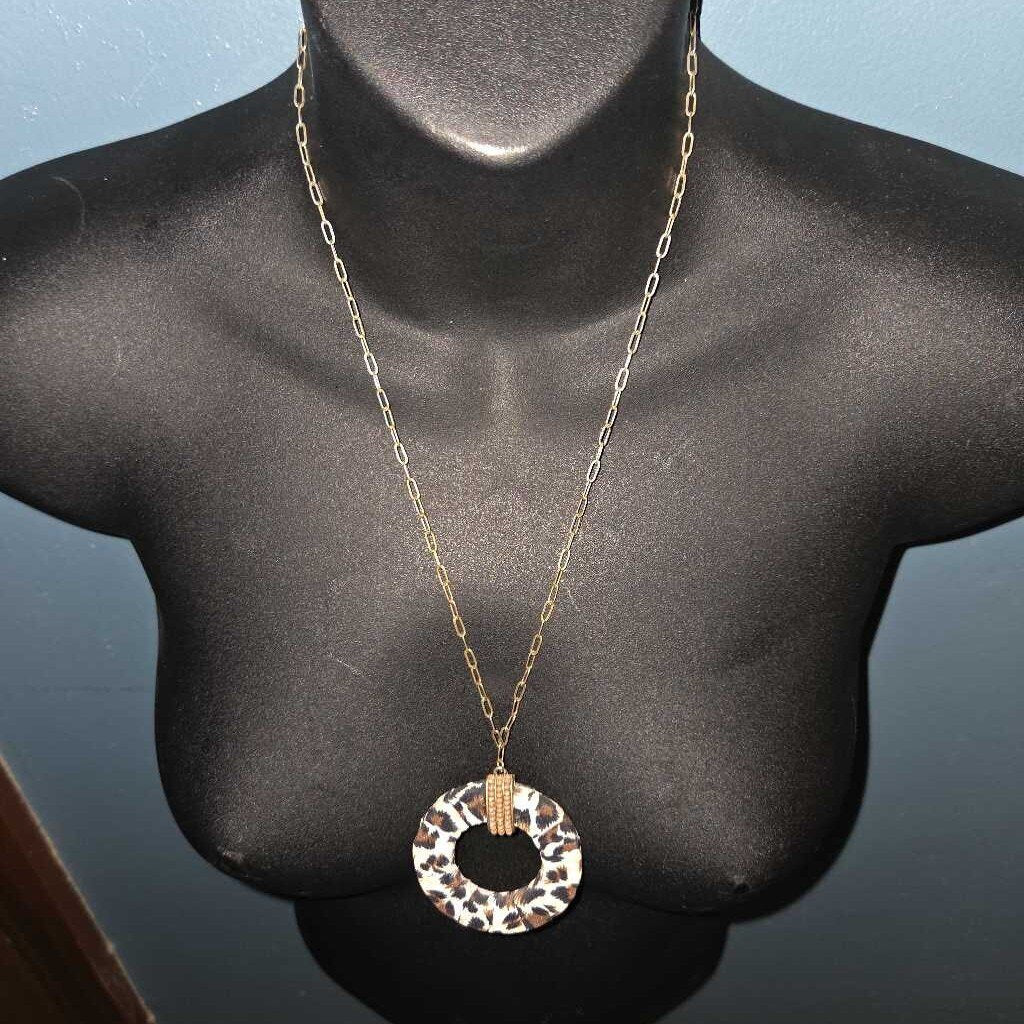Vintage Animal Print Wrapped Pendant Necklace