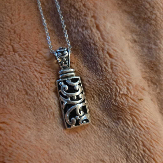 Vintage Silver Filigree Pendant Necklace