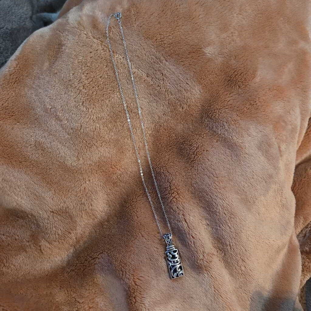 Vintage Silver Filigree Pendant Necklace