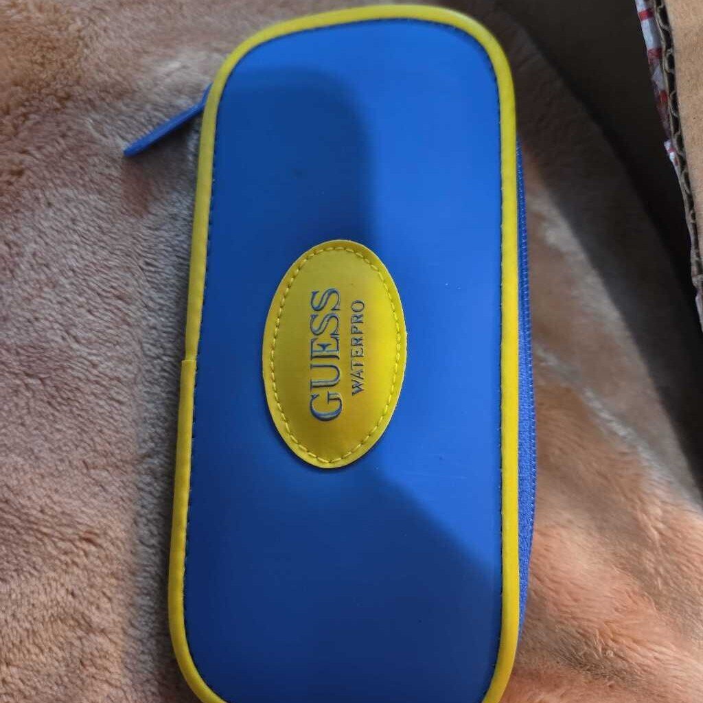 Guess Watch