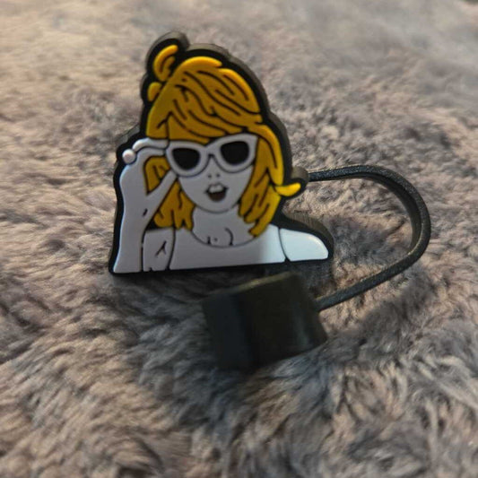 New Taylor Straw Topper