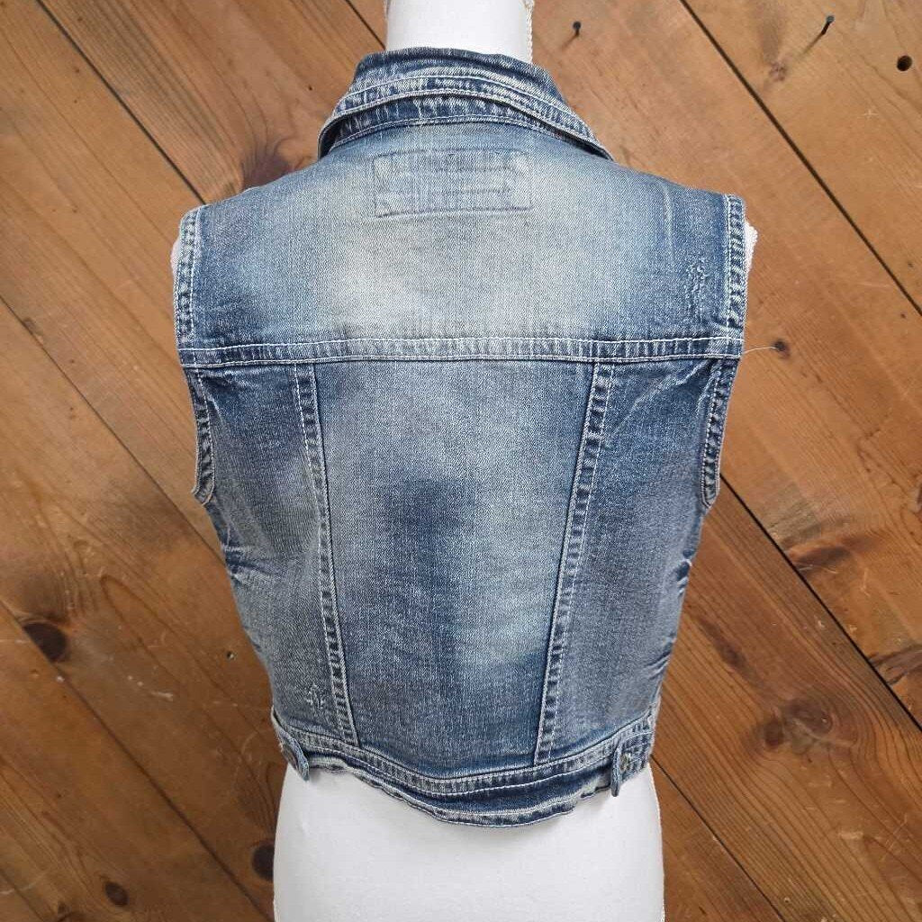 Wallflower Vest