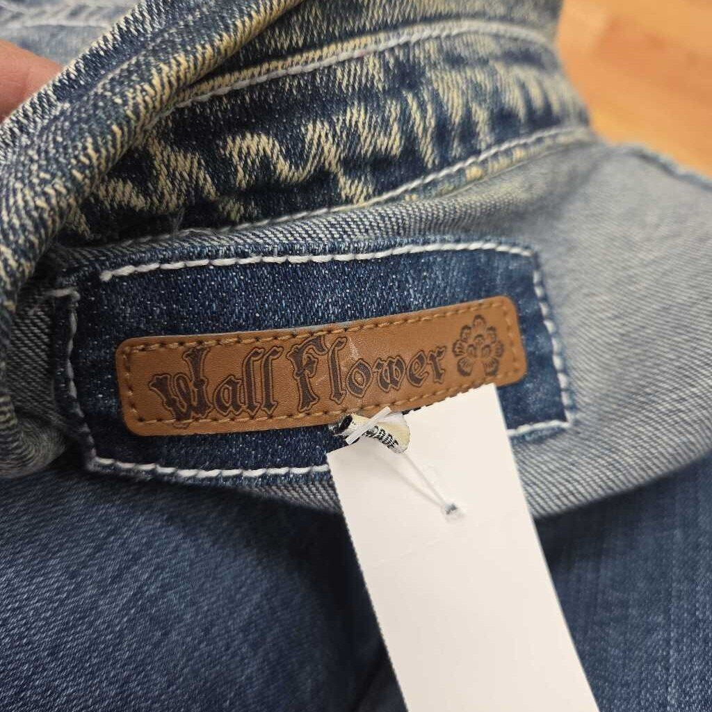 Wallflower Vest