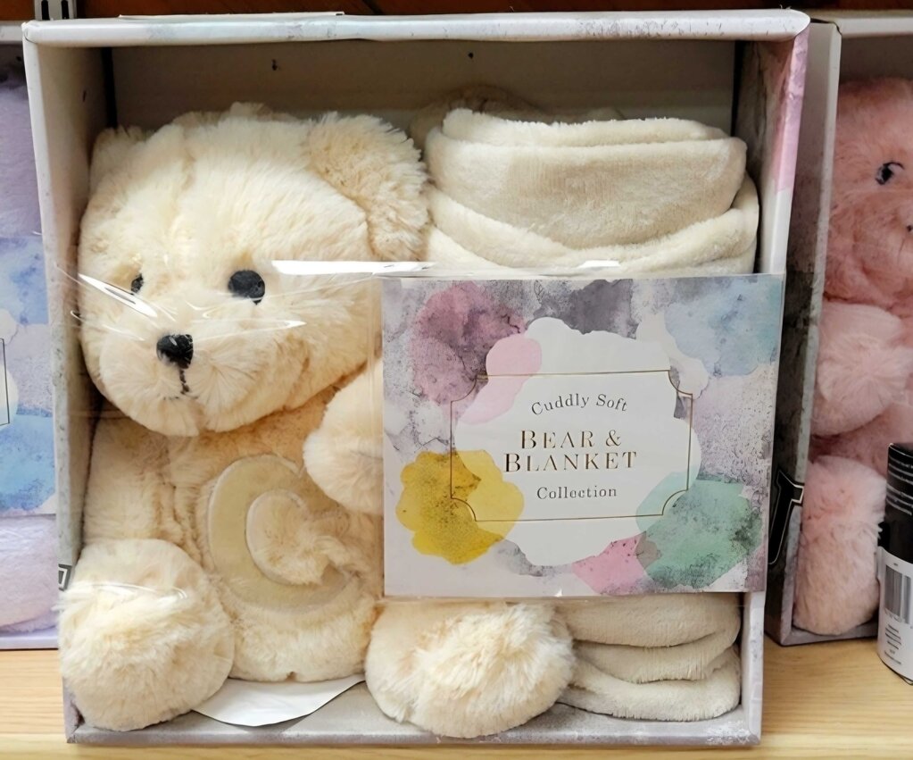 New Cuddly Soft Bear & Blanket "C"