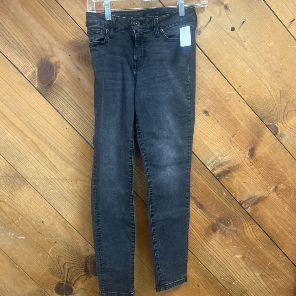 Kendall & Kyle Jeans