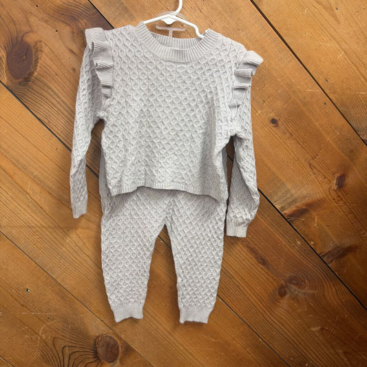 Modern Moments 2pc Outfit