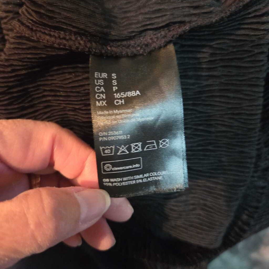 H&M Divided Shirt