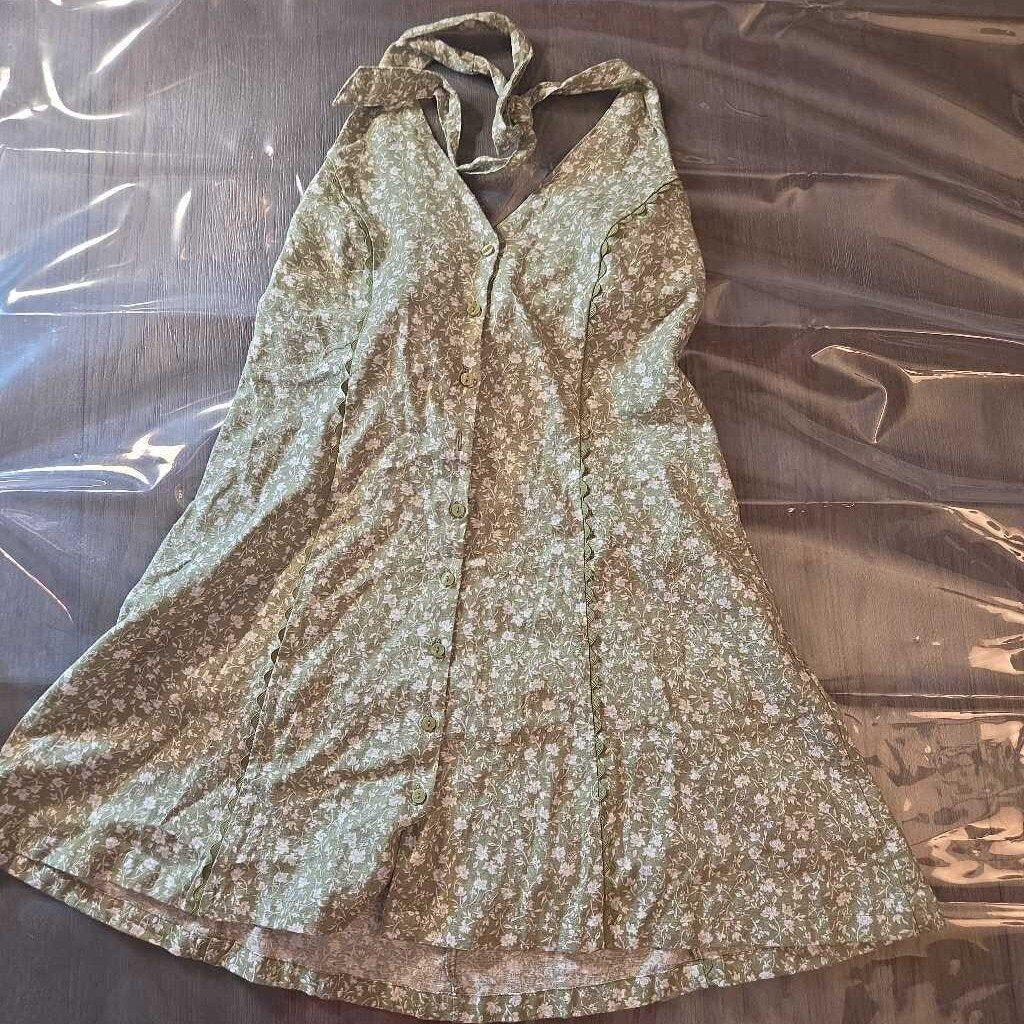 New Universal Thread Dress