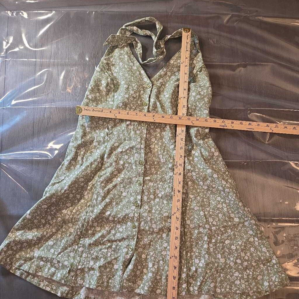 New Universal Thread Dress