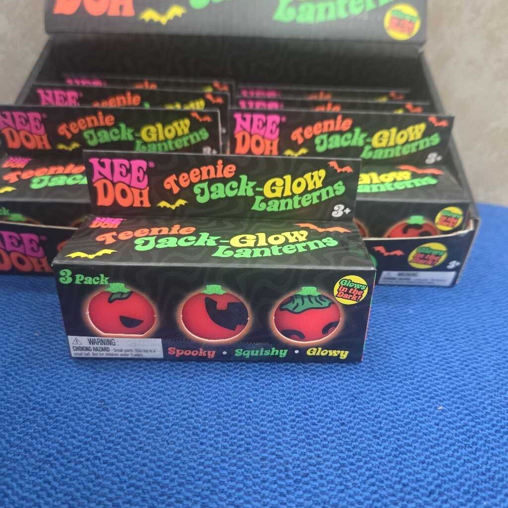 New Needoh Teenie Jack Glow Lanterns