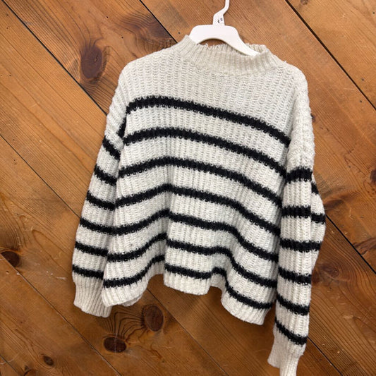 Sadie & Sage Sweater