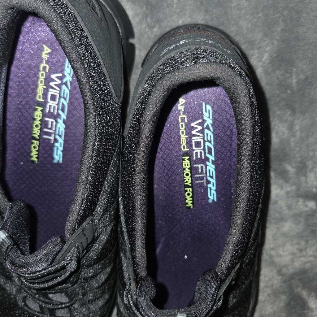 Ahtletic Works Shoes