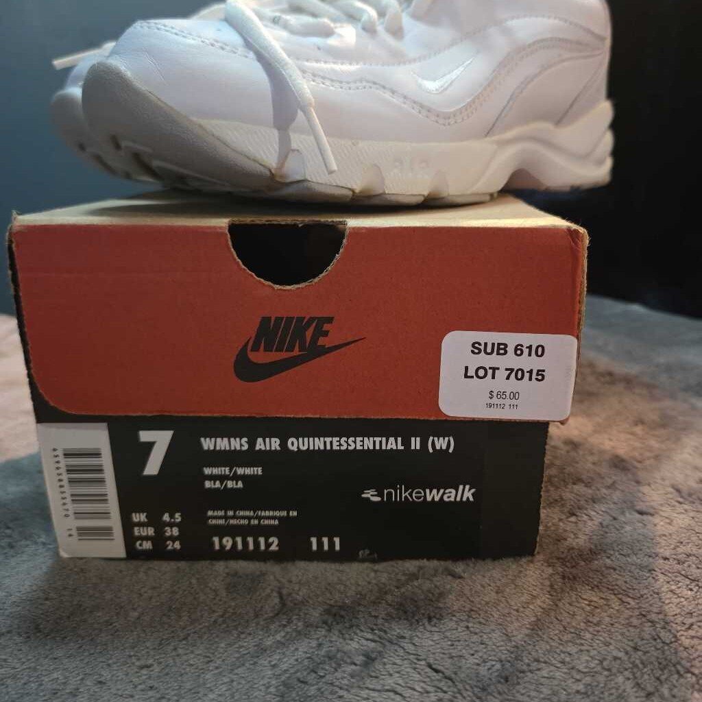 Nike Air Shoes WMNS Air Quintessential II
